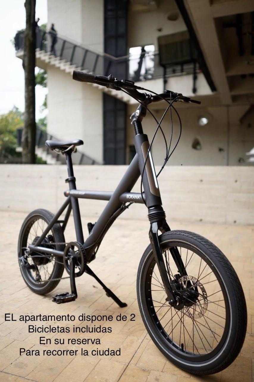شقة Nuestra Casita De Marmoles Parking Incluido 2 Bicis Gratis مالقة المظهر الخارجي الصورة